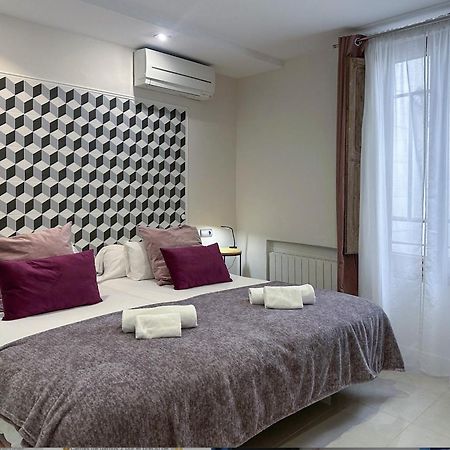 Apartament Colon Bcn 130 Mts 3 Dormitorios Port Vell Barcelona Exteriör bild